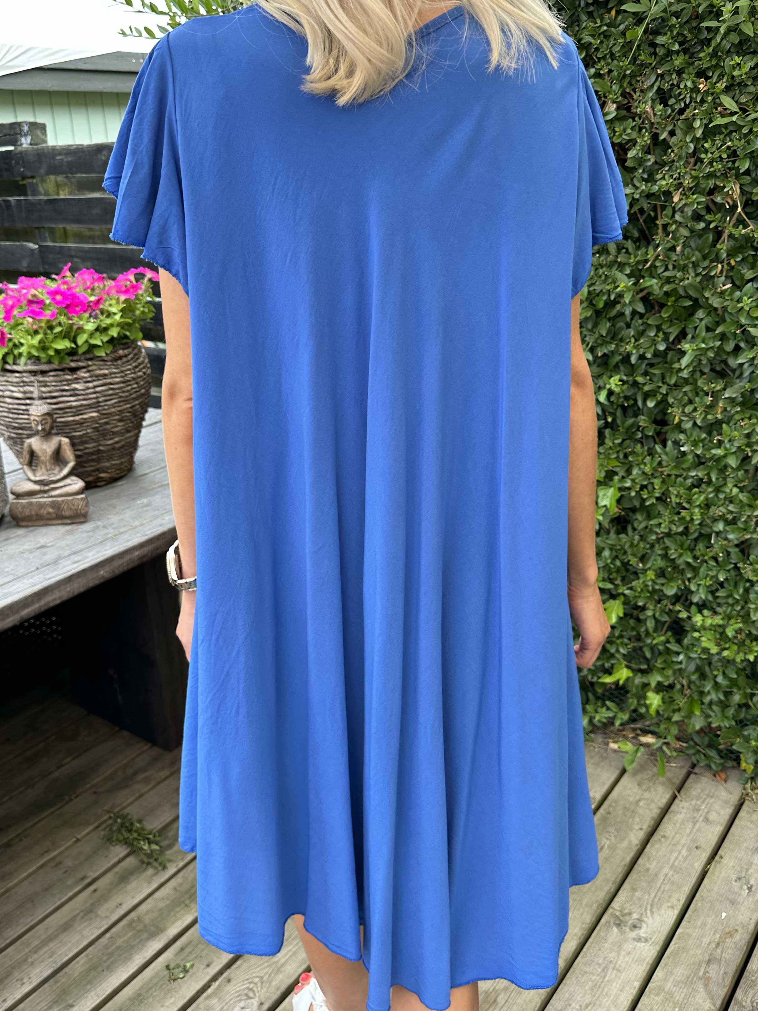 Davina - Simpel kjole i viskose med t-shirt ærmer